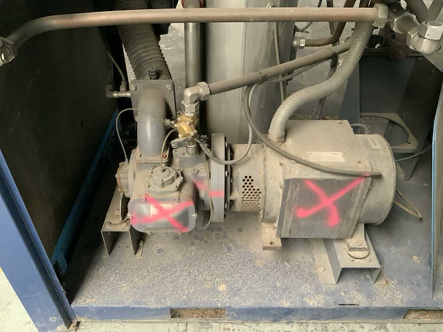 2010 compair d50hsr-10a olievrije compressor - defect - afbeelding 9 van  10