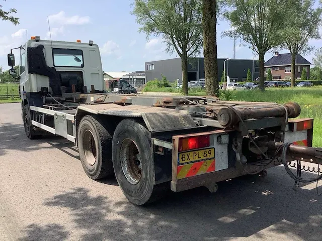 2010 container vrachtwagen/trailer combinatie - afbeelding 3 van  36