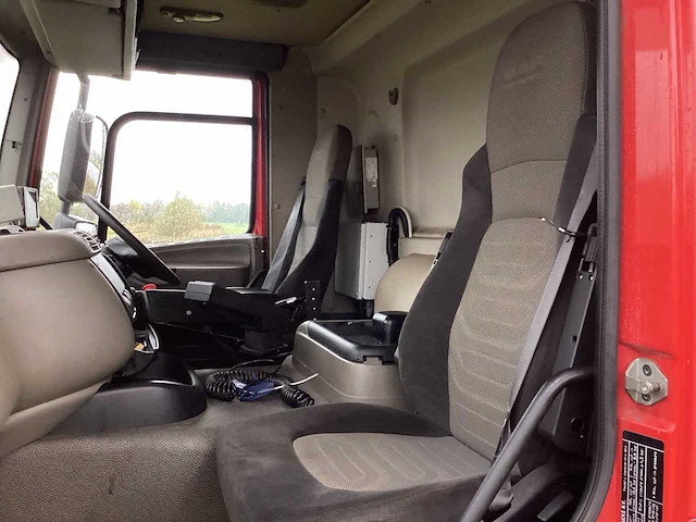 2010 daf cf75 rhd vrachtwagen - afbeelding 10 van  35