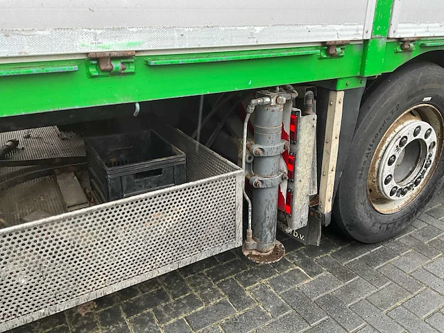2010 daf cf85.360 vrachtwagen met hiab autolaadkraan - afbeelding 17 van  47