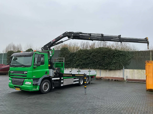 2010 daf cf85.360 vrachtwagen met hiab autolaadkraan - afbeelding 41 van  47