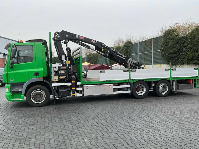 2010 daf cf85.360 vrachtwagen met hiab autolaadkraan - afbeelding 43 van  47