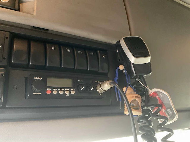 2010 daf xf 105.410 opleggertrekker - afbeelding 16 van  26