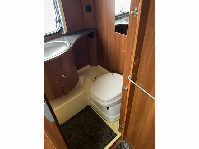 2010 dethleffs exclusiv emotion caravan - afbeelding 40 van  53