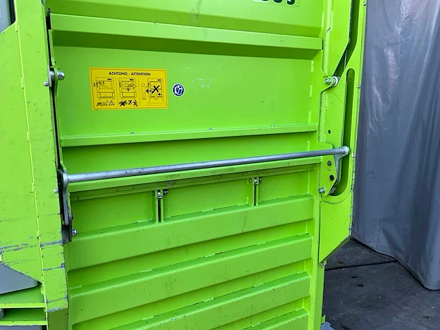 2010 dixi 60sh afvalpers / kartonpers verticale balenpers - afbeelding 3 van  24