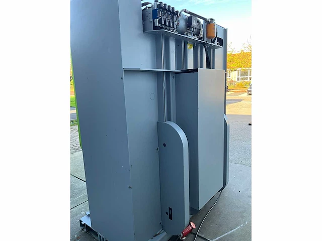 2010 dixi 60sh afvalpers / kartonpers verticale balenpers - afbeelding 20 van  24