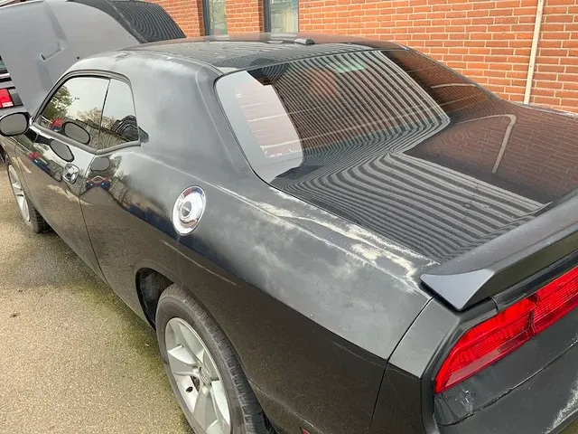 2010 dodge challenger v6 coupe personenauto - afbeelding 4 van  21