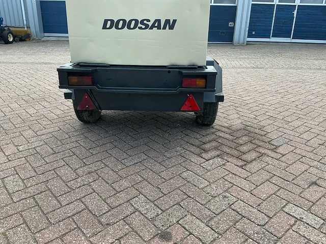 2010 doosan 726e luchtcompressor - afbeelding 15 van  19