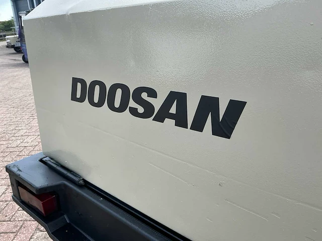 2010 doosan 726e luchtcompressor - afbeelding 17 van  19