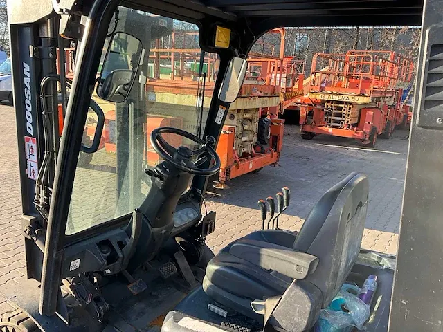 2010 doosan d30s-5 diesel vorkheftruck - afbeelding 16 van  33