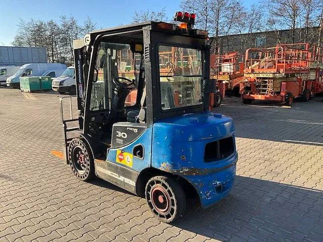 2010 doosan d30s-5 diesel vorkheftruck - afbeelding 31 van  33