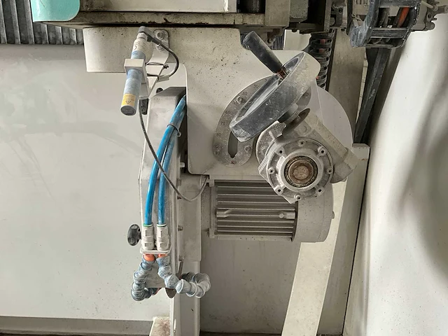 2010 emmedue astra brugzaagmachine - afbeelding 19 van  20