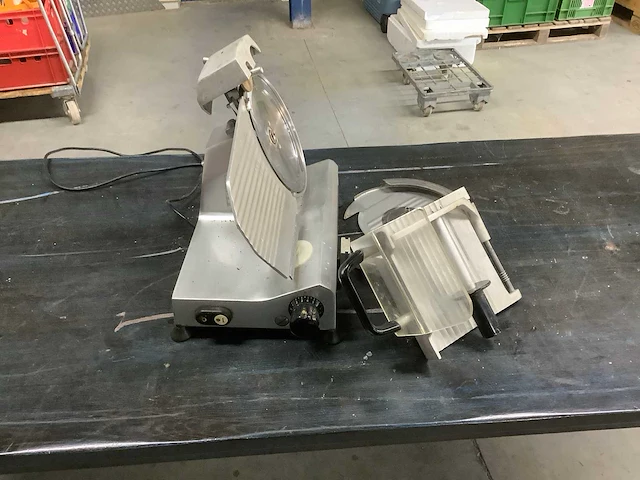 2010 fac s 220 af snijmachine - afbeelding 1 van  4