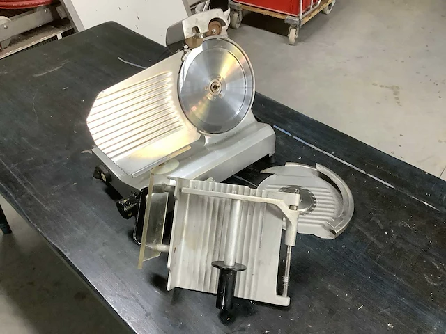 2010 fac s 220 af snijmachine - afbeelding 2 van  4
