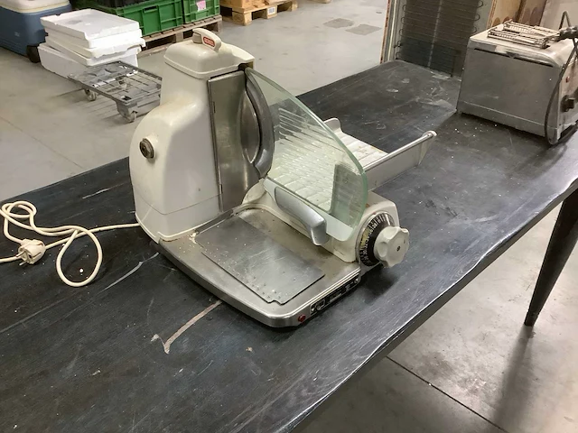 2010 fac s 220 af snijmachine - afbeelding 2 van  5