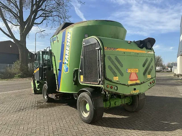 2010 faresin 1700 voermengwagen - afbeelding 32 van  34