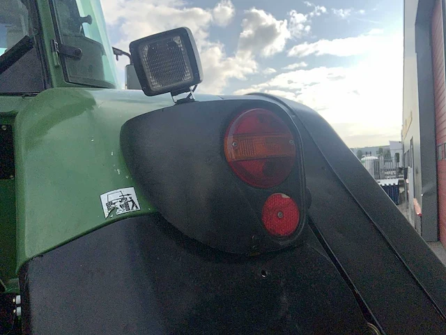 2010 fendt 718 vario vierwielaangedreven landbouwtractor - afbeelding 2 van  33
