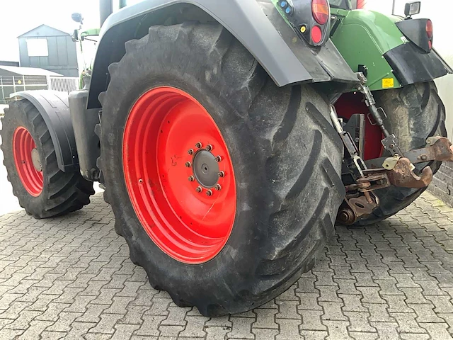 2010 fendt 718 vario vierwielaangedreven landbouwtractor - afbeelding 4 van  33