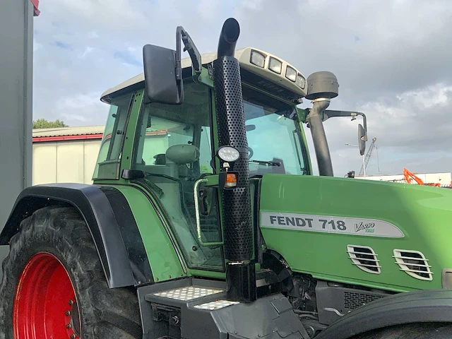 2010 fendt 718 vario vierwielaangedreven landbouwtractor - afbeelding 8 van  33