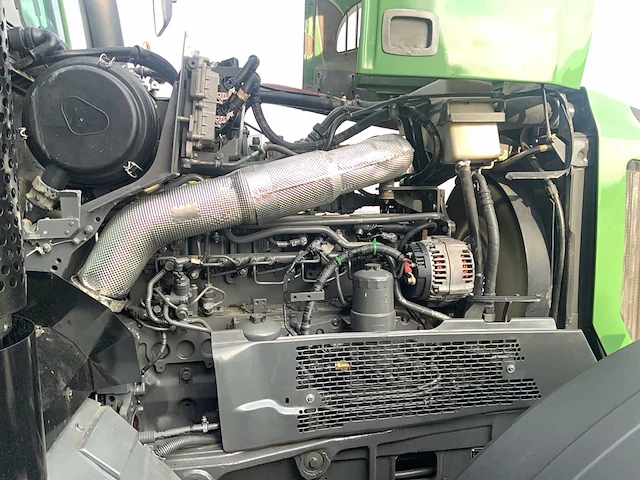 2010 fendt 718 vario vierwielaangedreven landbouwtractor - afbeelding 11 van  33