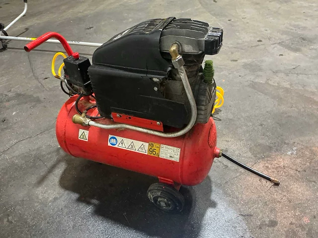 2010 fiac roda luchtcompressor - afbeelding 3 van  6