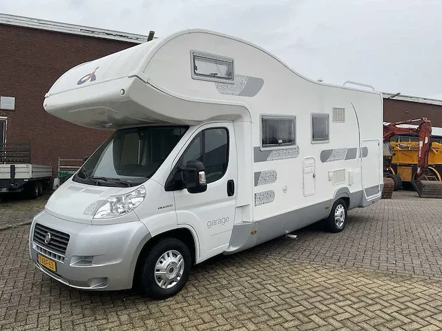 2010 fiat / trigano vdl riviera garage camper - afbeelding 1 van  35