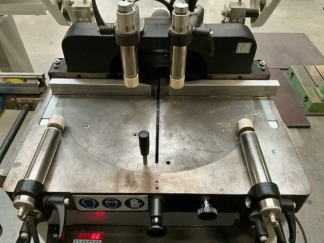 2010 fom industrie panda 400 cirkelzaagmachine - afbeelding 4 van  10