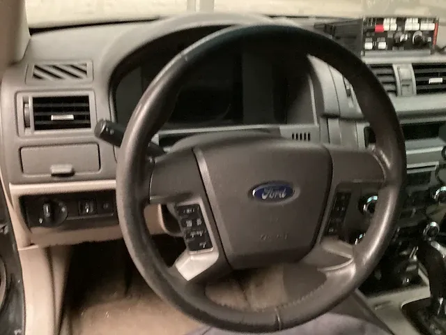 2010 ford fusion personenauto - afbeelding 17 van  19