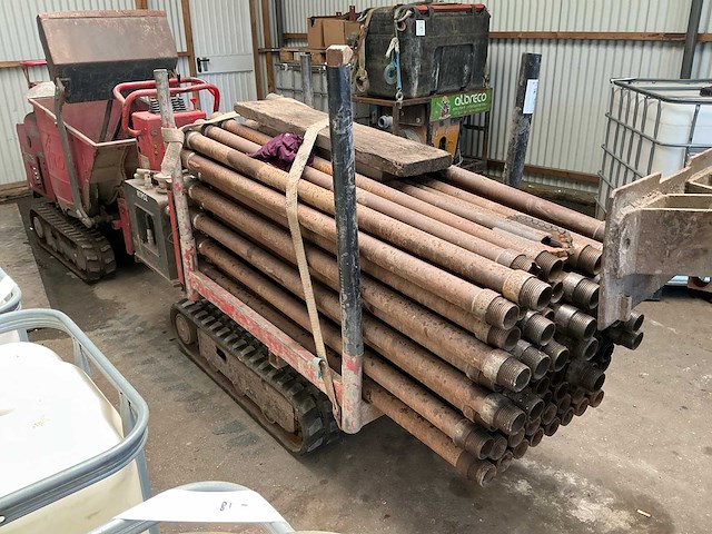 2010 geotool gtr780 grondboor installatie met rupsdumper - afbeelding 16 van  31