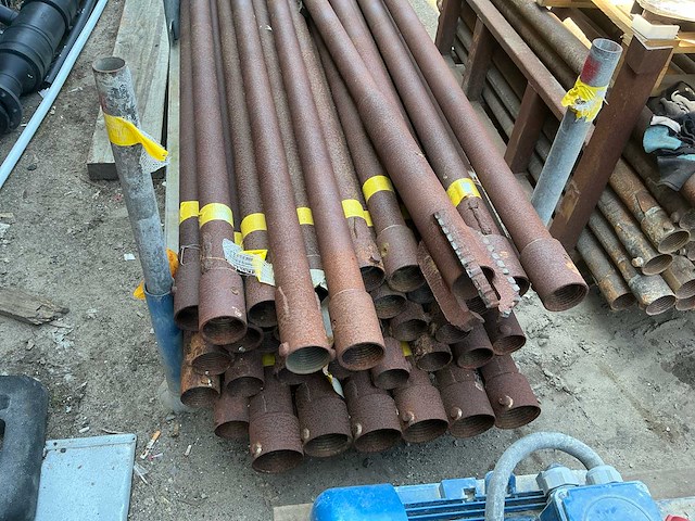 2010 geotool gtr780 grondboor installatie met rupsdumper - afbeelding 20 van  31