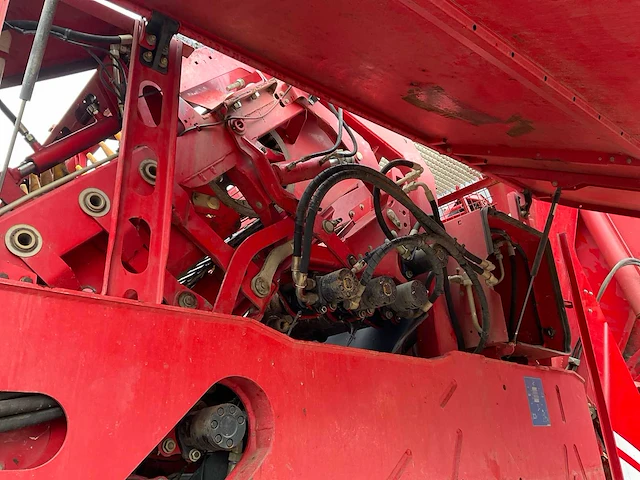 2010 grimme maxtron 620 bietenrooier (rebuild 2018) - afbeelding 17 van  65