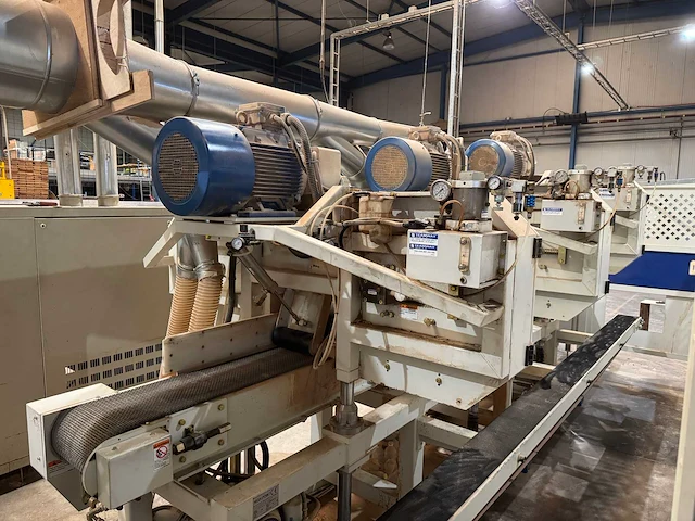2010 high point hp 400-3 horizontale bandzaagmachine v.v. 3 zaagkoppen - afbeelding 22 van  24