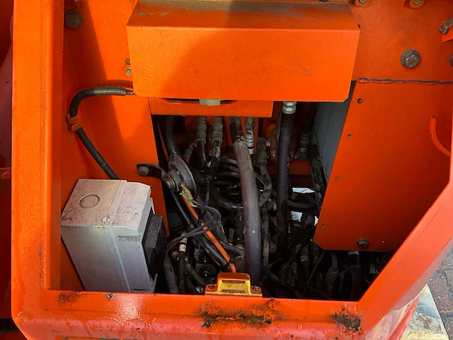 2010 hitachi hx 99 hoogwerker - afbeelding 4 van  16