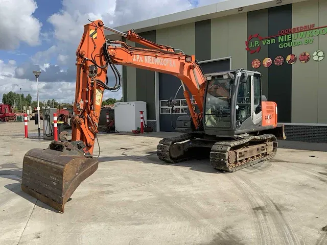 2010 hitachi zaxis 110-3 rupsgraafmachine - afbeelding 1 van  43