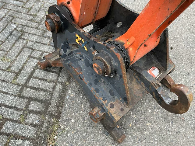 2010 hitachi zx140w-3 banden graafmachine - afbeelding 28 van  48