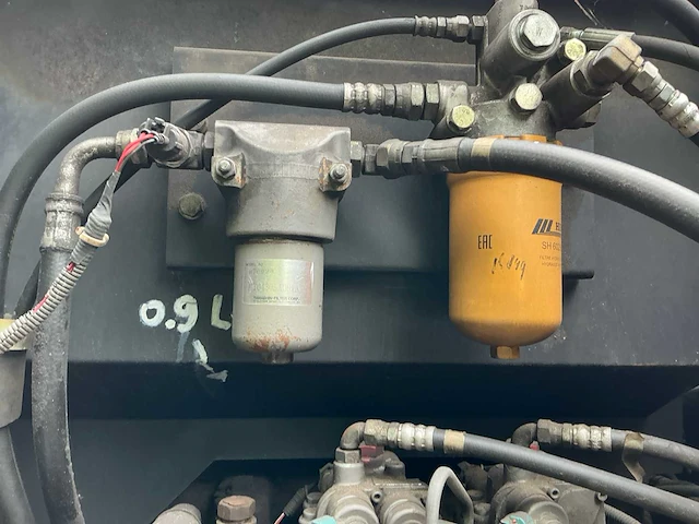 2010 hitachi zx140w-3 banden graafmachine - afbeelding 42 van  48