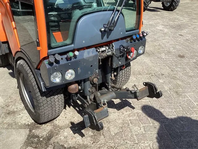 2010 holder 212 machine drager - afbeelding 16 van  29