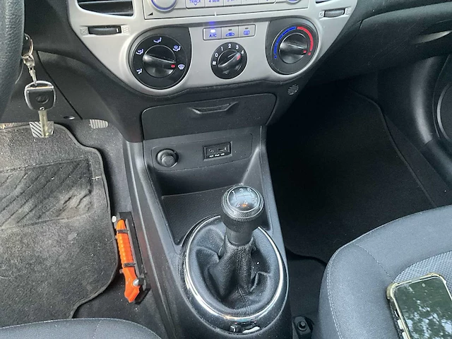 2010 hyundai i20 personenauto - afbeelding 4 van  23