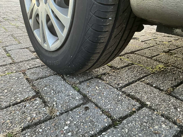 2010 hyundai i20 personenauto - afbeelding 11 van  23