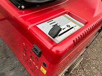 2010 ipc lion 1200 me zelfrijdende veegmachine - afbeelding 6 van  24