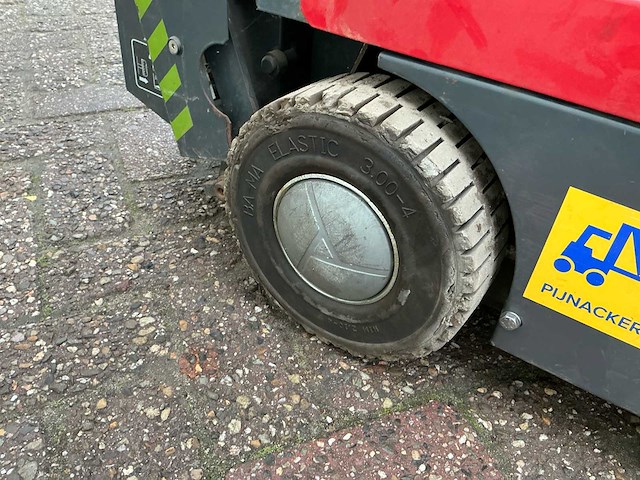 2010 ipc lion 1200 me zelfrijdende veegmachine - afbeelding 9 van  24