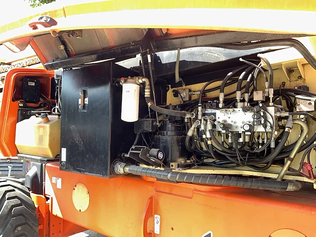 2010 jlg 1250ajpg knikarmhoogwerker - afbeelding 13 van  29