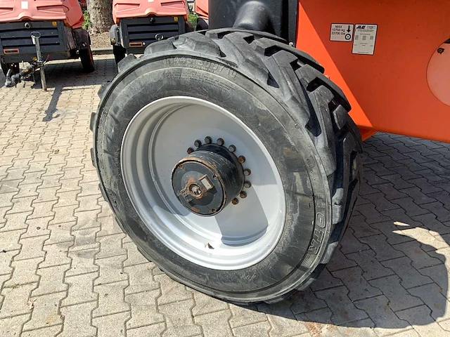 2010 jlg 1250ajpg knikarmhoogwerker - afbeelding 17 van  29