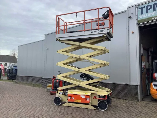 2010 jlg 2646es hoogwerker - afbeelding 1 van  12