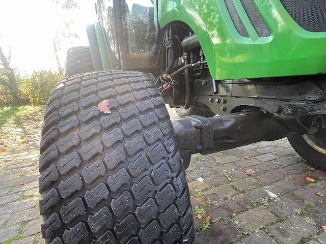 2010 john deere 4720 smalspoor- en compacttractor - afbeelding 6 van  30
