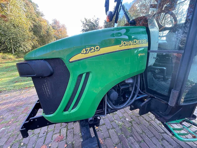 2010 john deere 4720 smalspoor- en compacttractor - afbeelding 8 van  30