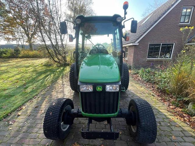 2010 john deere 4720 smalspoor- en compacttractor - afbeelding 26 van  30