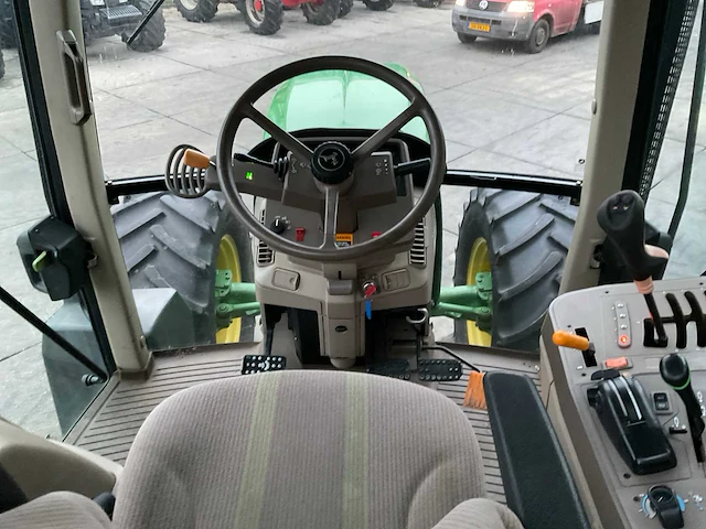 2010 john deere 6830 vierwielaangedreven landbouwtractor - afbeelding 10 van  26