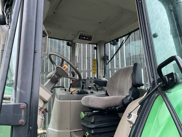 2010 john deere 6830 vierwielaangedreven landbouwtractor - afbeelding 14 van  26