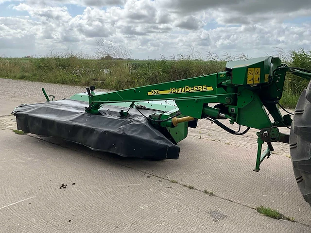2010 john deere cc0 331 schijvenmaaier met kneuzer - afbeelding 1 van  20